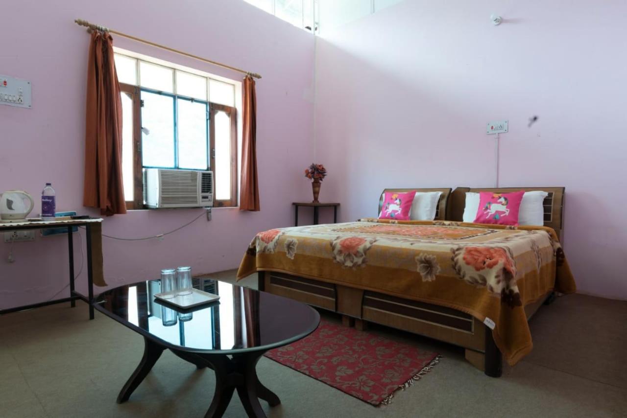 Kalindi Nature Resort Lakhamandal Myani Luaran gambar